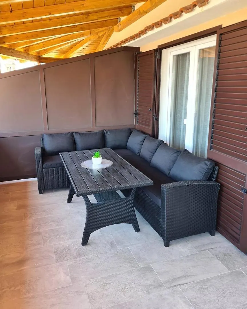 Cozy Apartments Neda Near The Sea Pakostane Croatia