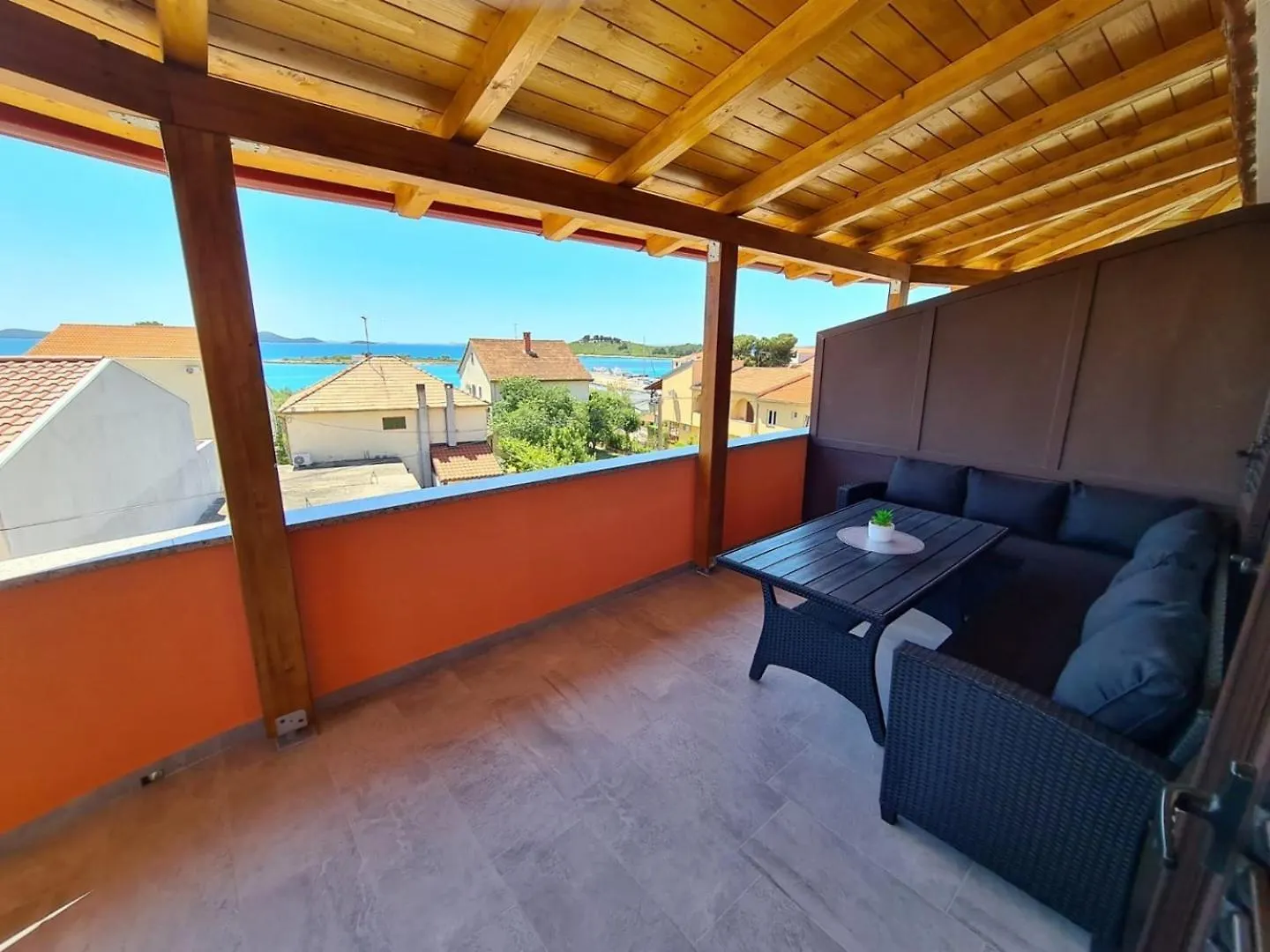 Guest house Cozy Apartments Neda Near The Sea Pakostane