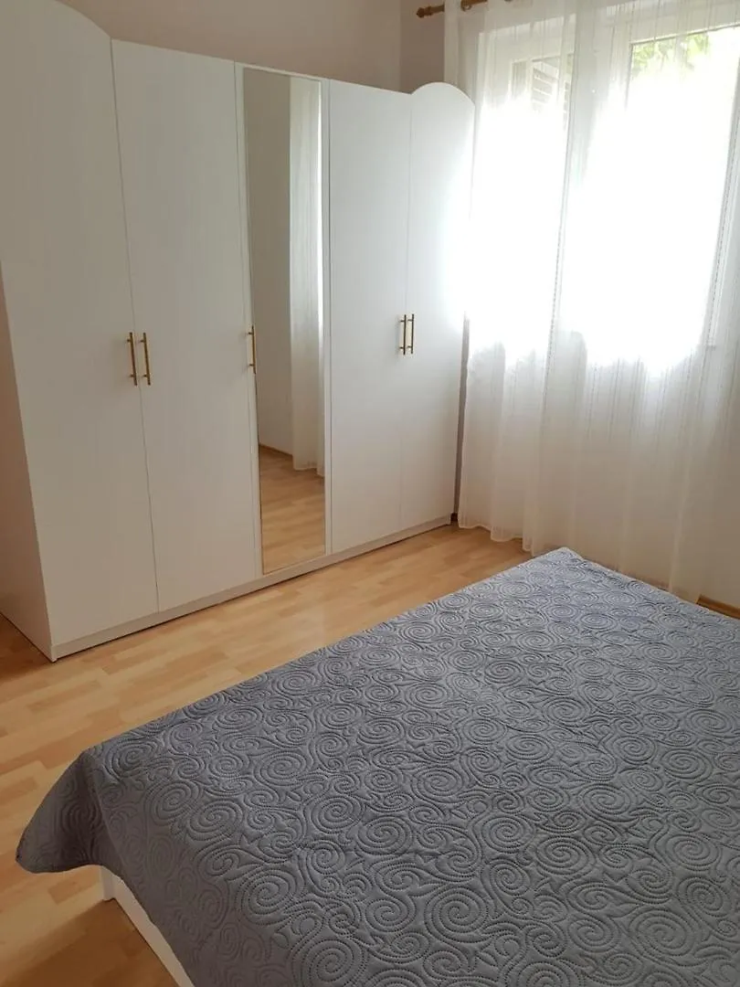 Guest house Cozy Apartments Neda Near The Sea Pakostane