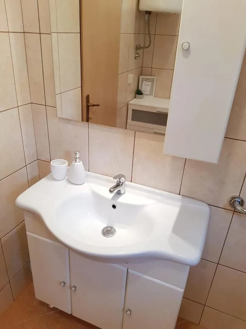 Cozy Apartments Neda Near The Sea Pakostane 0*,  Croatia